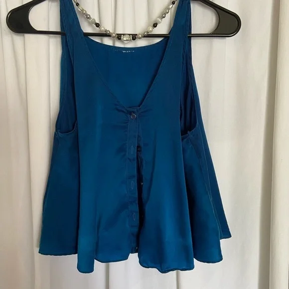 🙀Beautiful RoyalBlue Camisole/Teddie/Cropped-5 Front Buttons-Full Flowing Silky - Picture 12 of 16